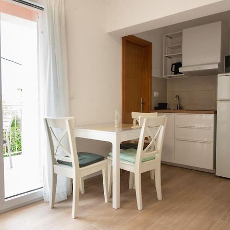 Charming Apartments Duce Omiš Exterior foto