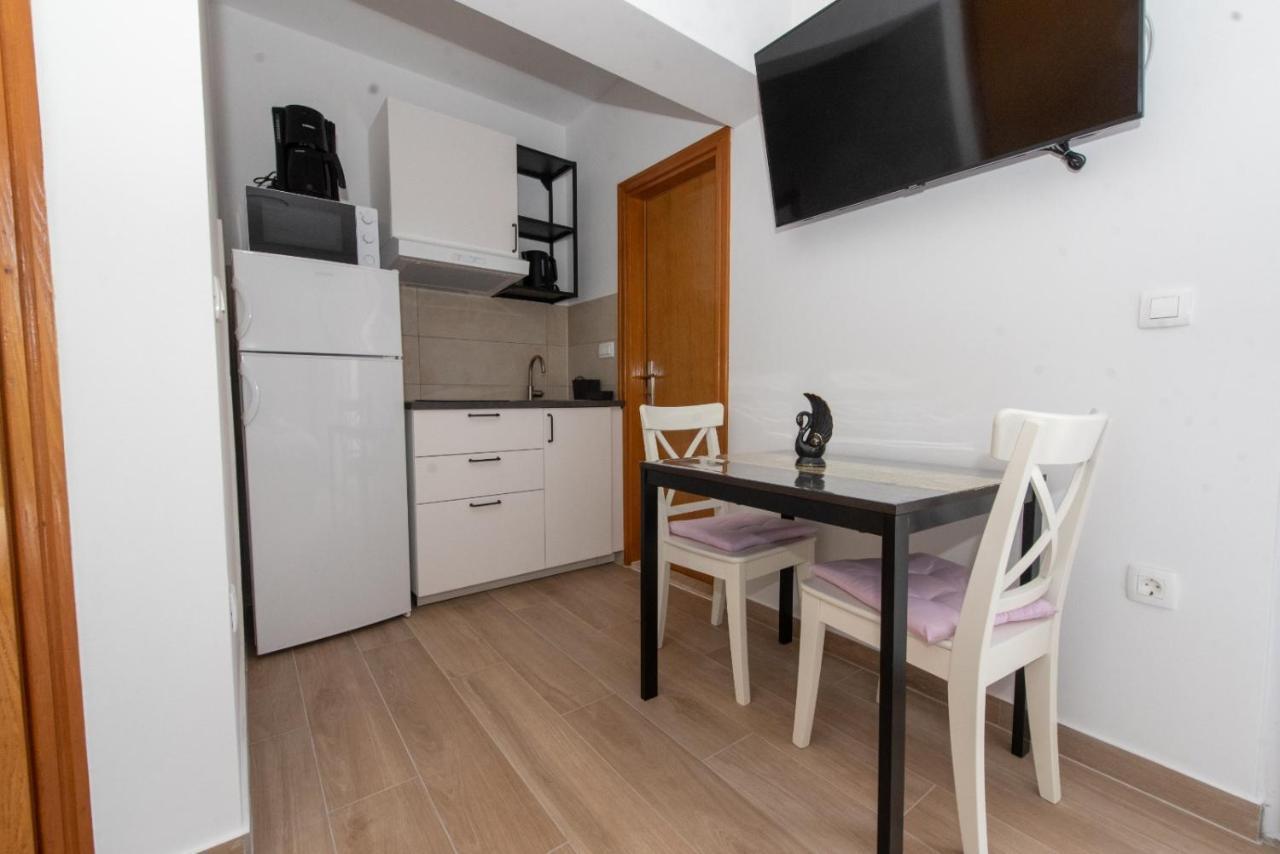 Charming Apartments Duce Omiš Exterior foto